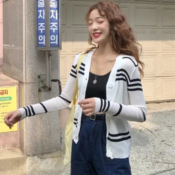 

Korean V-neck Striped Sweater Women Casual Long Sleeve Knitted Sweaters Female New Fashion Button Tops Streetwear Knitwear