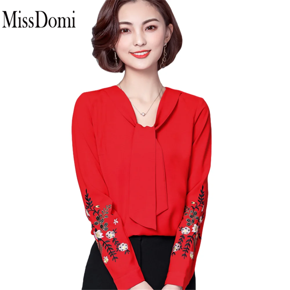 

Chiffon shirt Korean wholesale spring and summer 2020 retro embroidery female long-sleeved V-neck was thin lace shirt