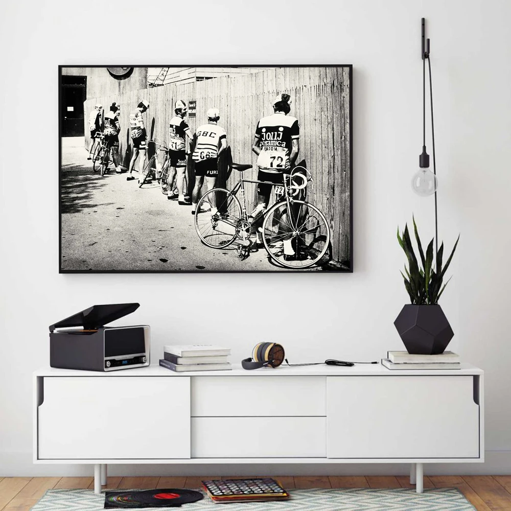Black-and-White-Bicycle-Cyclist-Print-Bike-Vintage-Photo-Poster-Gift-for-Bathroom-Decor-Men-Peeing (2)