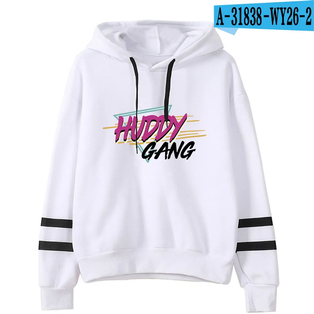 pocketless hoodie pullover