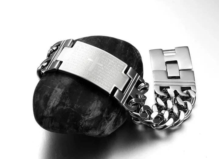 3162055985_984123870