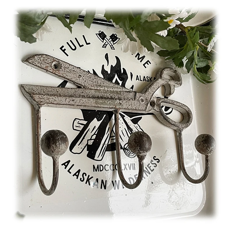 

Scissor Cast Iron Retro Rustic Wall Decor Hooks