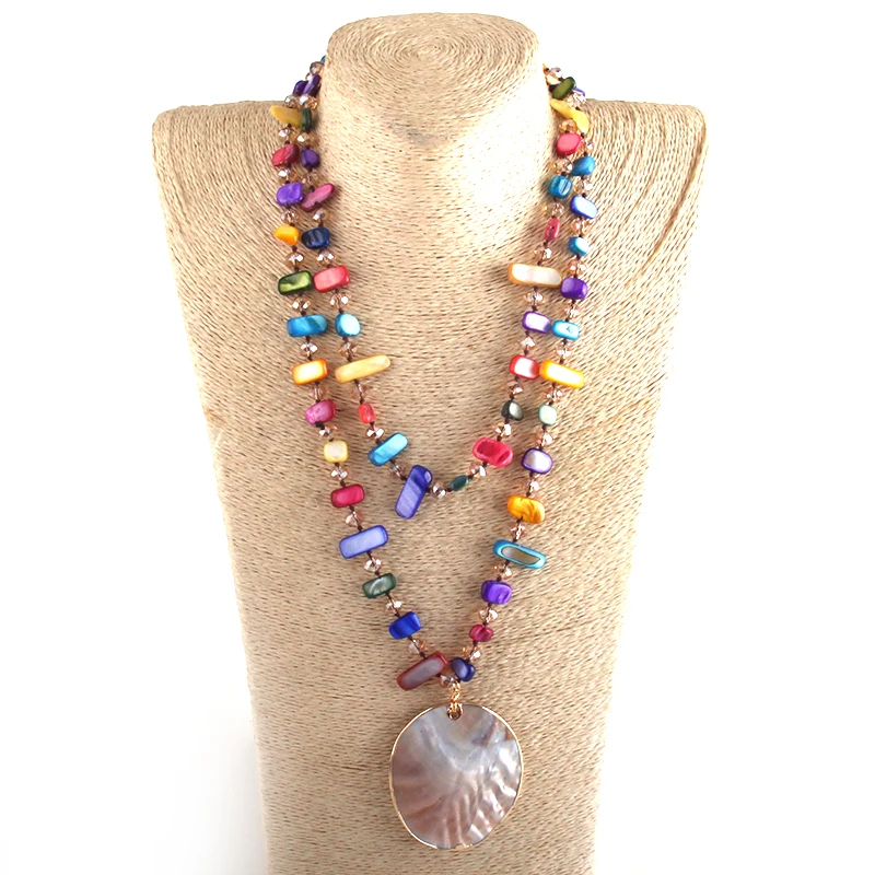 Collana Donna A Conchiglia Boho Con Perle Glitterate - Gioiello Multistrato In Acrilico Resistente, Leggera (14g) Per Look Da Spiaggia E Festa