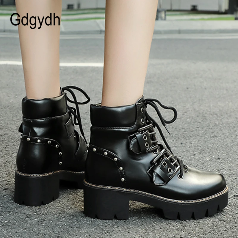Gdgydh/модные черные готические сапоги с пряжкой женские короткие сапоги на не сужающемся книзу массивном каблуке со шнуровкой в стиле панк Новое поступление, удобная Прямая поставка
