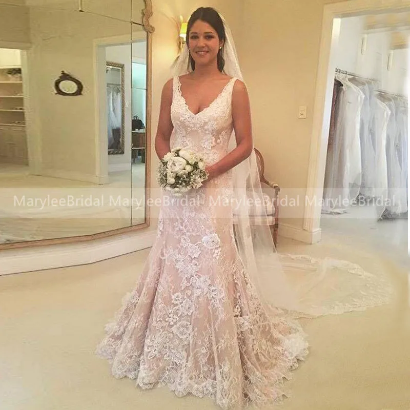 

Light Champagne Wedding Dress V-neck Mermaid Lace Bridal Dress Sweep Train vestido de casamento 2020 Backless Vestidos De Novia