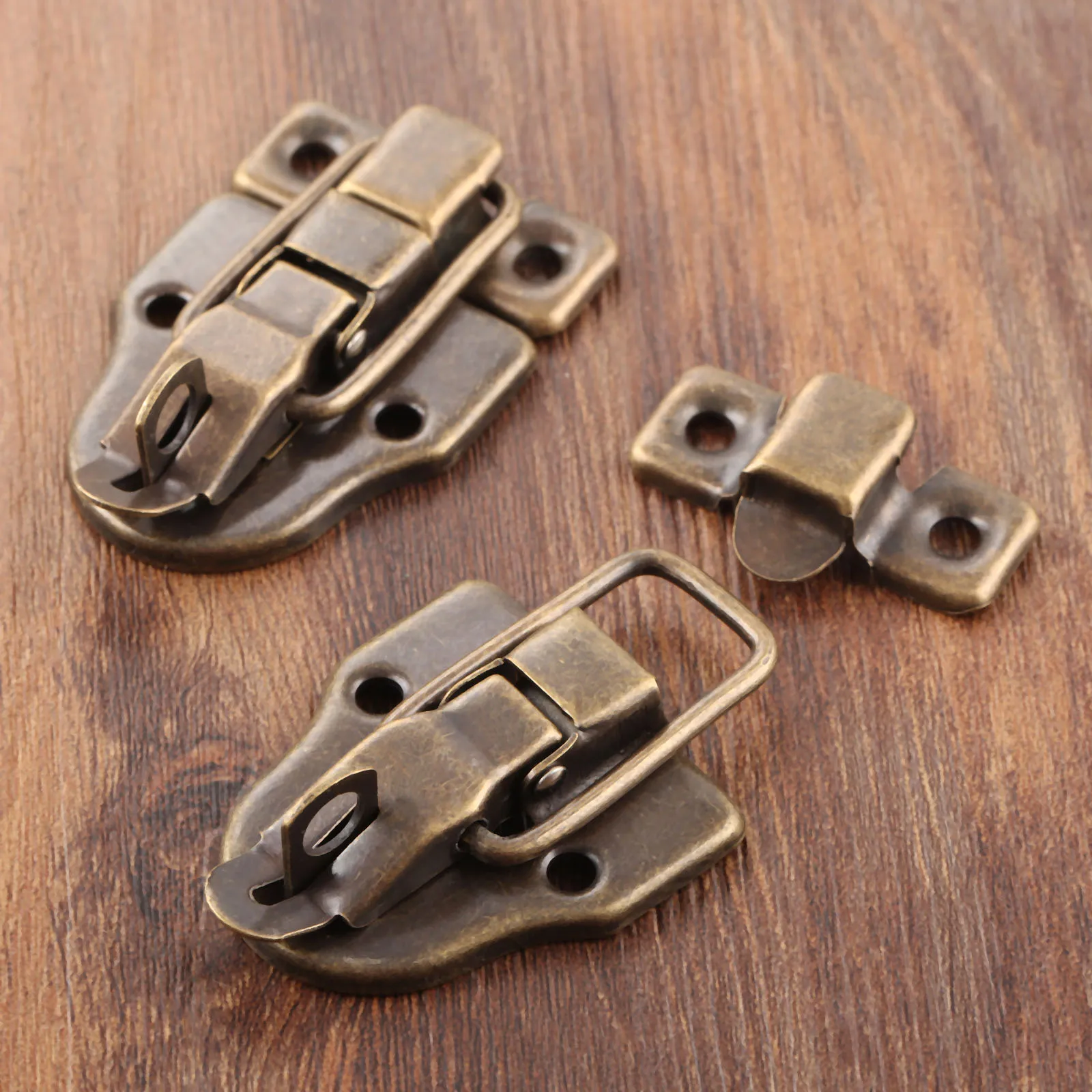2pcs/1pair Antique Bronze Box Latch Hasps Decorative Drawer Suitcases Jewelry Wood Case Iron Buckle Clasp with screws 59*40mm