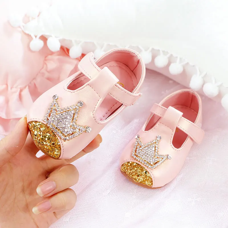 Кроссовки Детские на плоской подошве модная повседневная обувь для малышей