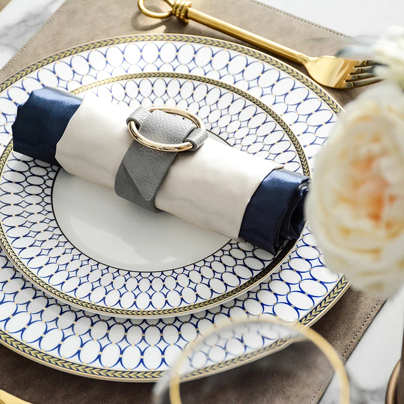 Blue Geometric Circles Pattern Tableware Set 3 Blue Geometric Circles Pattern Tableware Set 3