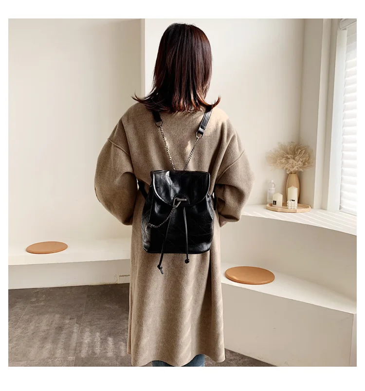 Women's Fashion Soft Leather Backpack With Chain Female Large Capacity Geometric Backpack Purse Girls Travel Bags Black Wine red (17)
