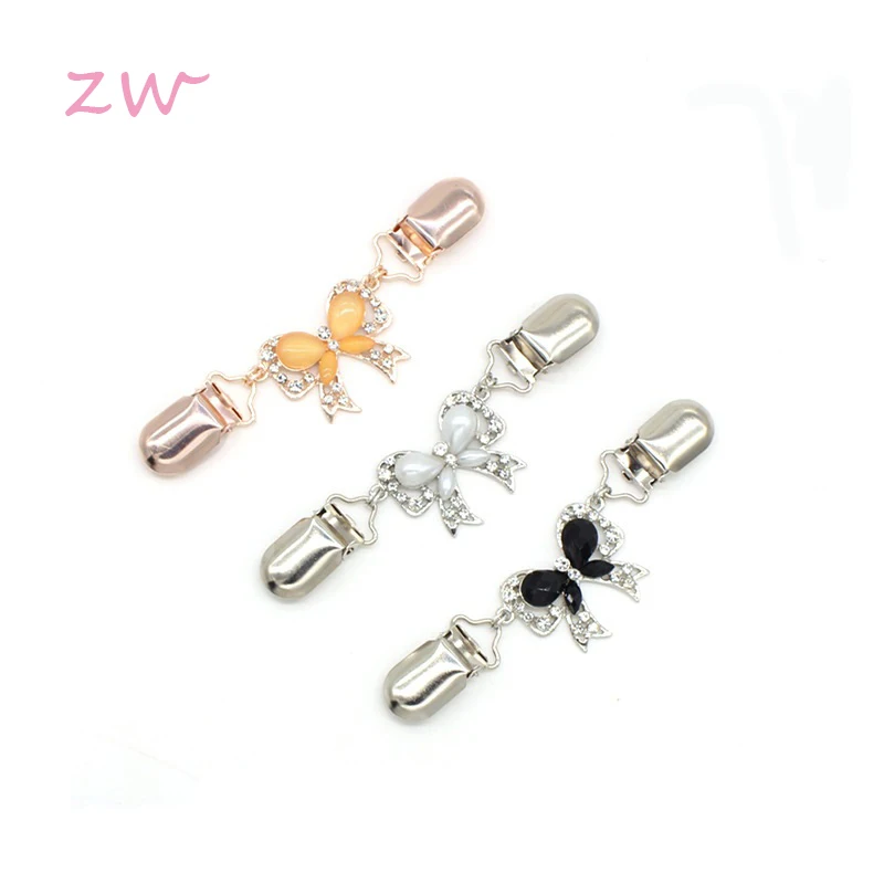

Womens Bow Shape Shiny Cardigan Clip Sweater Clip Brooch Gifts for Women Girl Shawl Collar Clips Duck-mouth Clip Garters Keeper