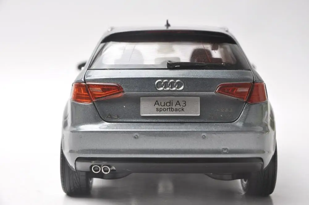 Модель литая в масштабе 1:18 для Audi A3 Sportback Grey SUV игрушечный автомобиль из сплава