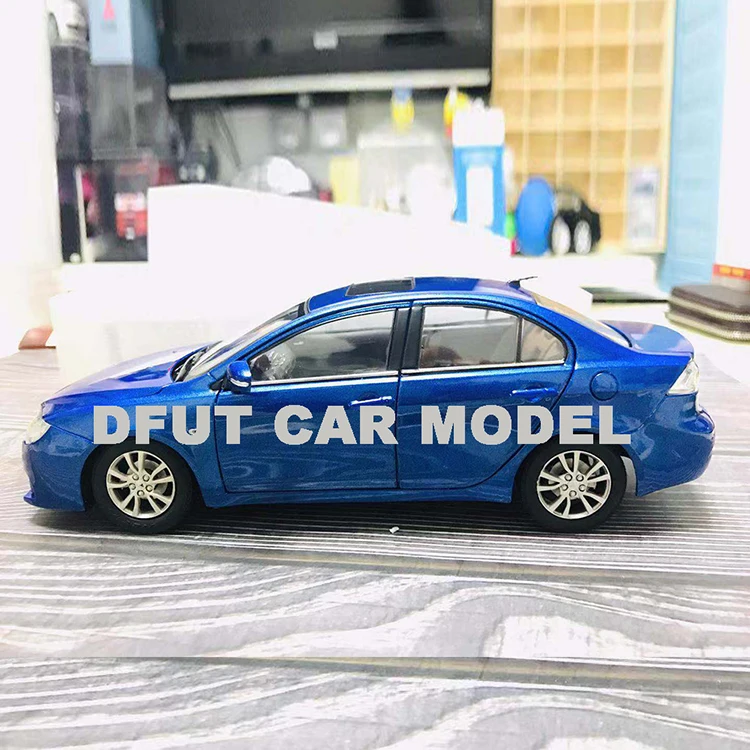 1:18 Модель гоночной машины из сплава для детских игрушечных автомобилей авторизованный подарок для детей