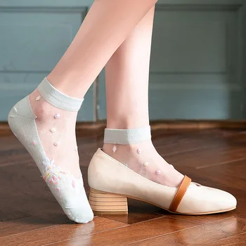 

Hyrax Trends Creative Harajuku New Product Crystal Silk Tide Socks Funny Flowers Happy Women Socks Casual High Quality Socks