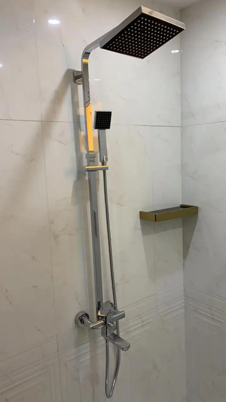 

freeshipping all brass good quality mirror finish bathroom shower faucet set customade