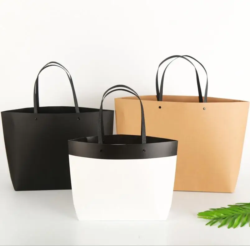 

10pcs Kraft Paper Gift Bag With Handle Black White Wedding Birthday Party Bags Large Shopping Bags Clothes Bags