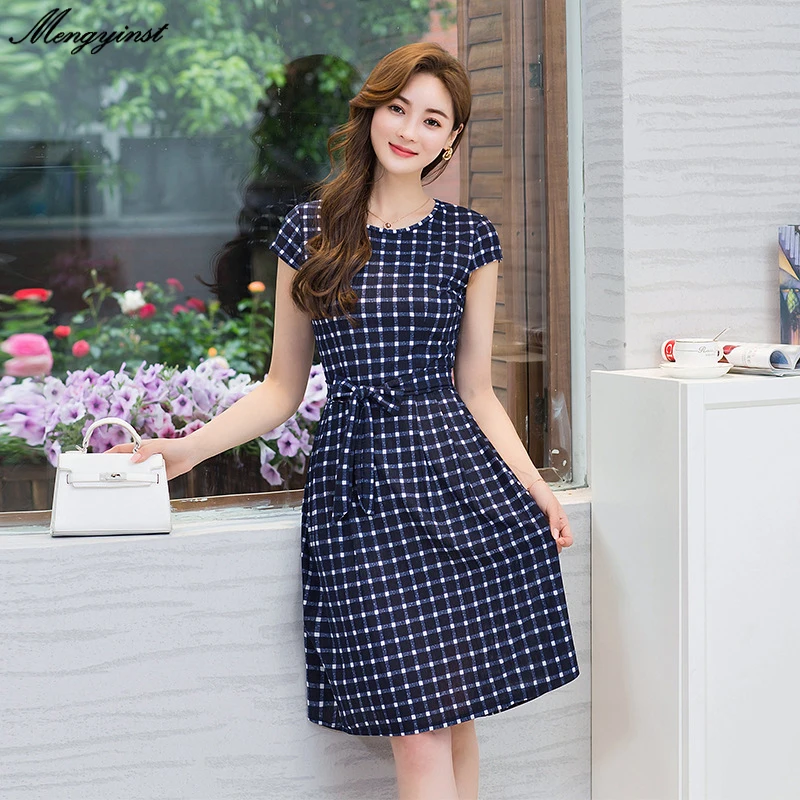 

Elegant A-line Cotton Casual Dress For Women 2020 Summer Female Vintage O-neck Short Sleeve Plaid Floral Print Sash Belt Dresses