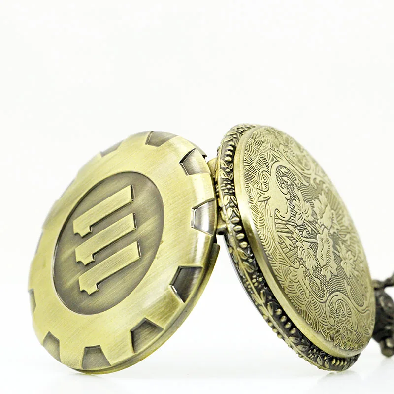 Vintage-Bronze-Steampunk-Pocket-Watches-Classic-Vault-111-Men-Quartz-Watches-Pendant-Chain (1)