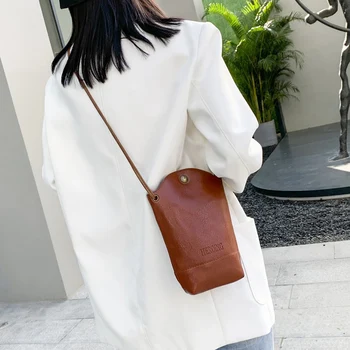 

Retro Women's Crossbody Bag PU Leather Small Shoulder Messenger Bags Trendy Vintage Handbag Hasp Pouch Female Purse