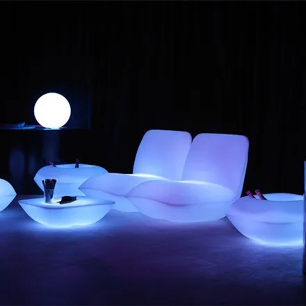 Пластиковый стул Vondom с подсветкой в итальянском стиле | Стул для отдыха подушкой