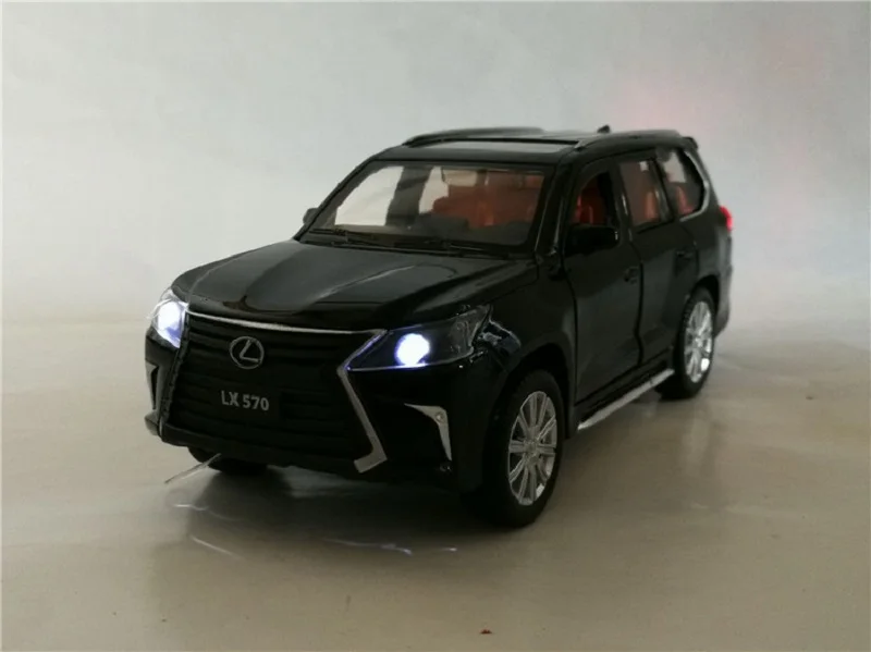 1:32 lexus LX570 сплава отступить модели автомобиля литой металлической игрушки со звуком светильник 6 открытой двери для подарок для ребенка