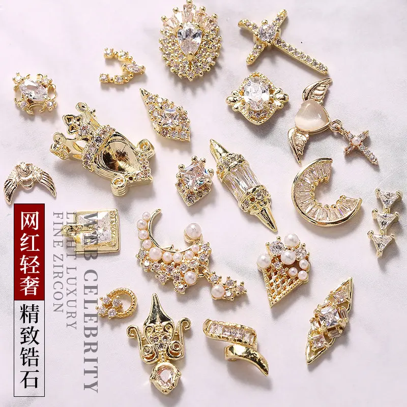 

10pcs/lot Luxury Love pendant 3D Nail Art Zircon Crystal Pearl metal manicure nail accessories DIY Nail Decorations Nail charms