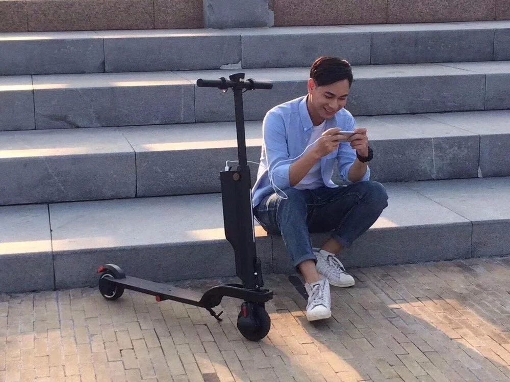 HX Bagpack Folding E-scooter