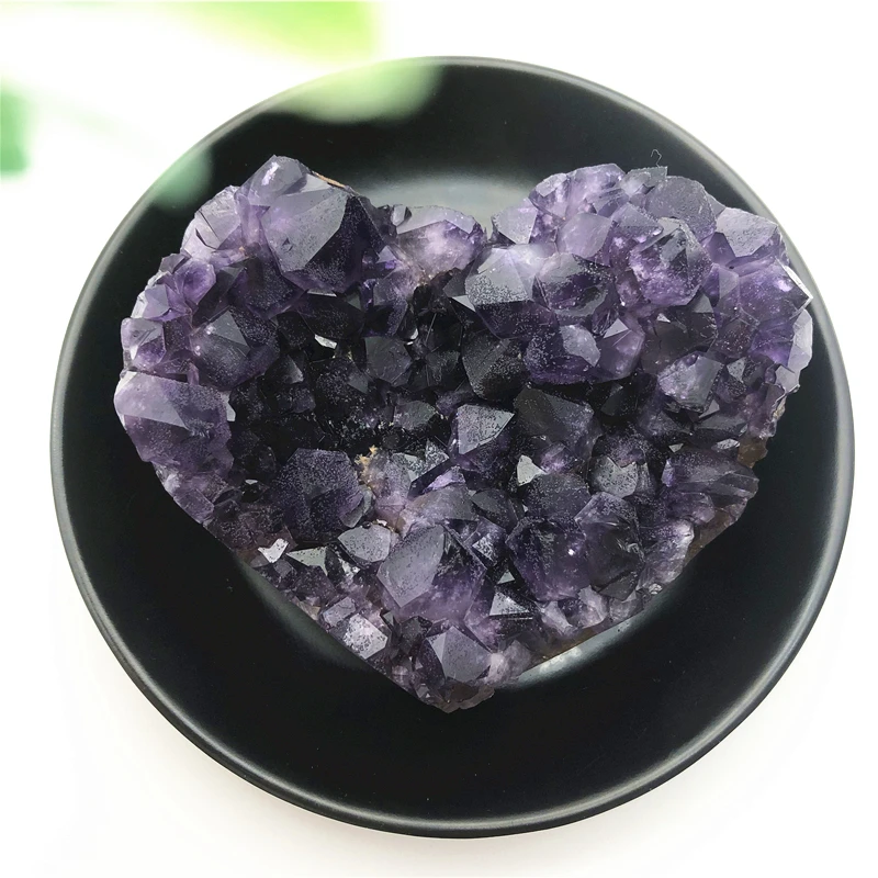 1PC Natural Uruguay Amethyst Geode Cluster Quartz Crystal Hand Carved Heart Healing Natural Quartz Crystals