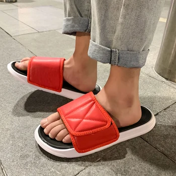 

2020 Unisex Water Sport Slide Sandals Summer Water Men Shoes Women Beach Light Anti-Slip Water Sandals Sport Shoes Men Sneakers