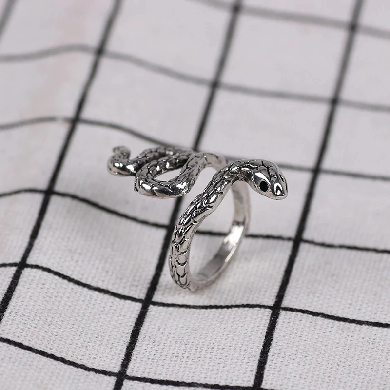 2020-ltimo-anillo-para-hombre-Material-de-aleaci-n-Animal-forma-de-serpiente-ajustable-personalidad-Retro.jpg_.webp_Q90.jpg_.webp_.webp (2).jpg_.webp