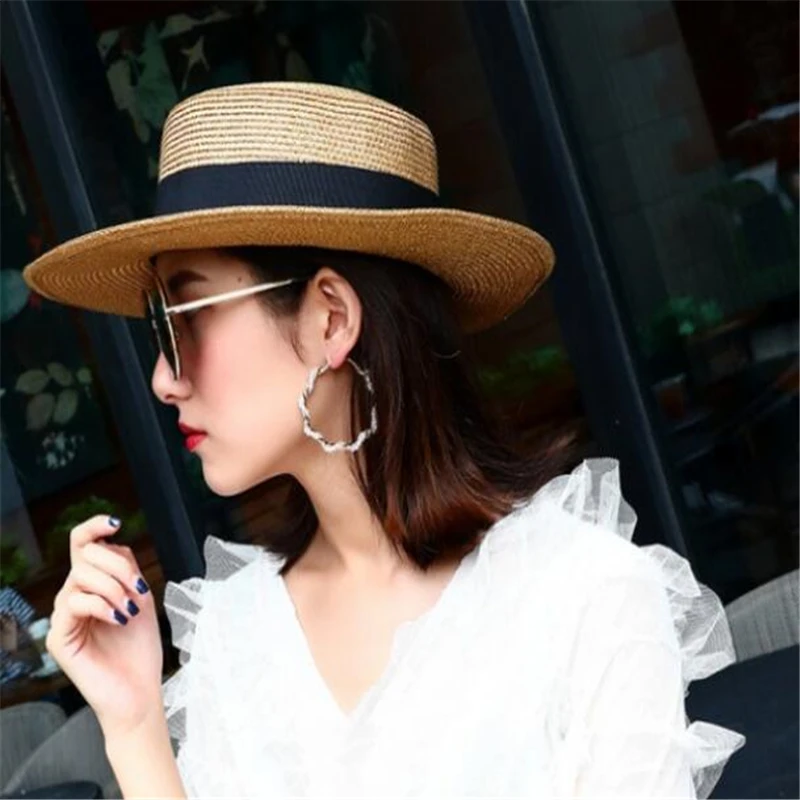 

Fashion Women's Earrings Gift for Friend 2019 Cute Pearl Earrings Pendant for Party Metal Studs Earring Jewelry for Girls