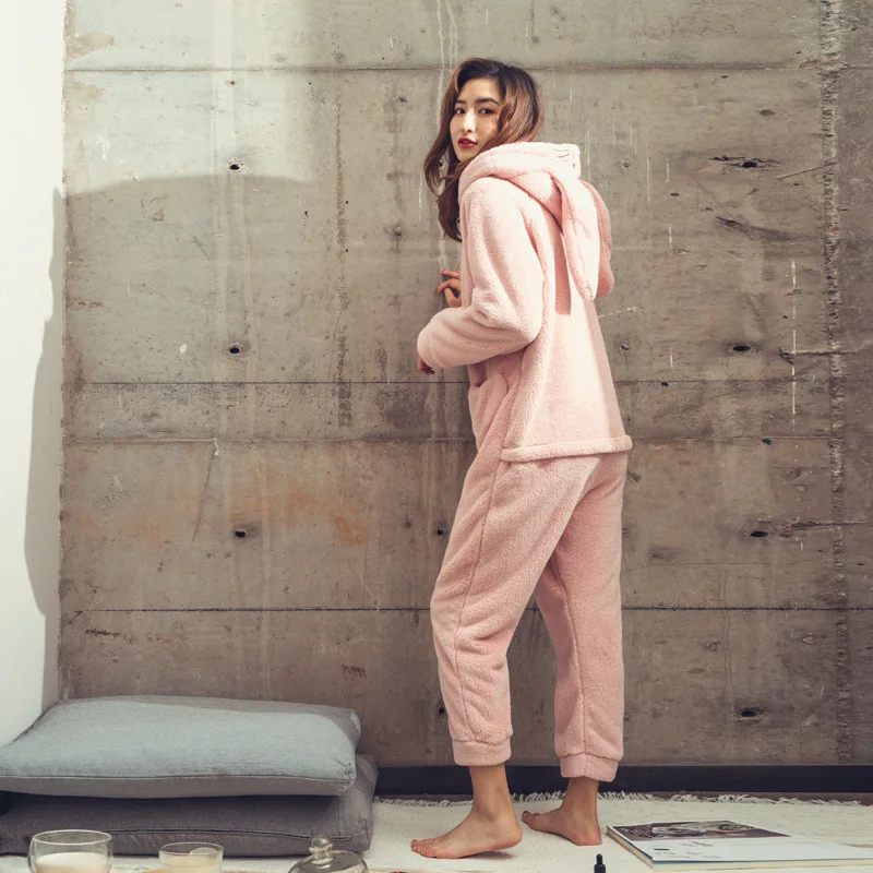 10345223018_2039065397