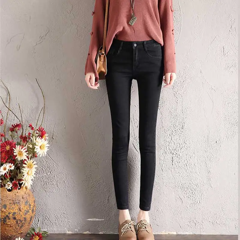 2019 new winter plus velvet jeans female Korean solid color high waist thickening thin warm with feet pants wearing | Женская одежда