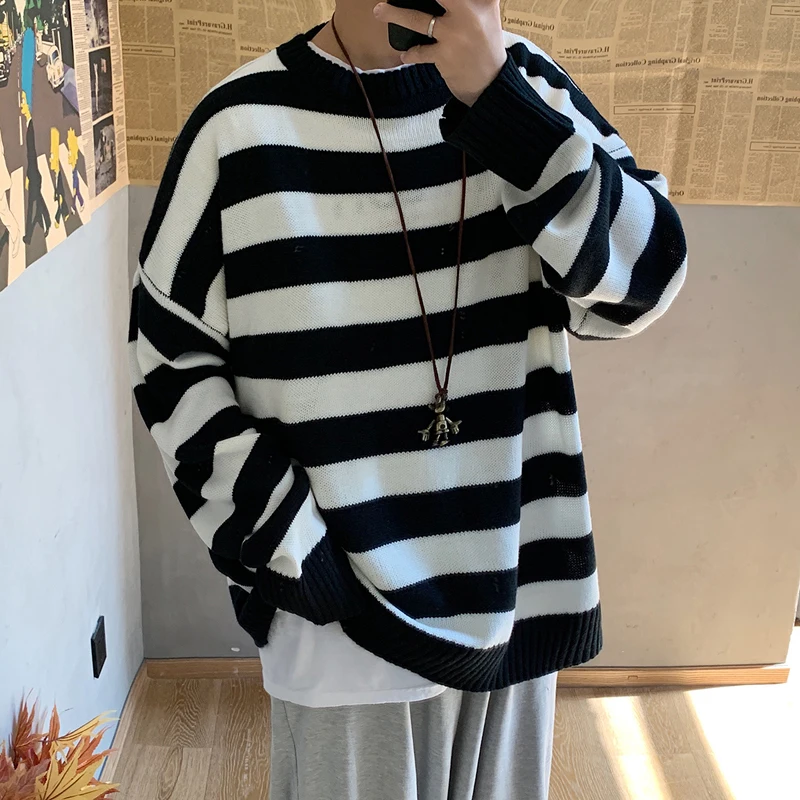 

Mens Stripe Sweater Casual Loog Sleeve Patchwork Sweater Loose Coat Streetwear Autumn Pullover Male Fashion Clothes JE380