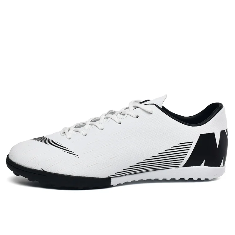 Профессиональный футбол в футзале обувь для мужчин газон бутся для газона Открытый Унисекс Для мальчиков спортивная обувь для футбола кроссовки для тренировок - Цвет: 1902R white