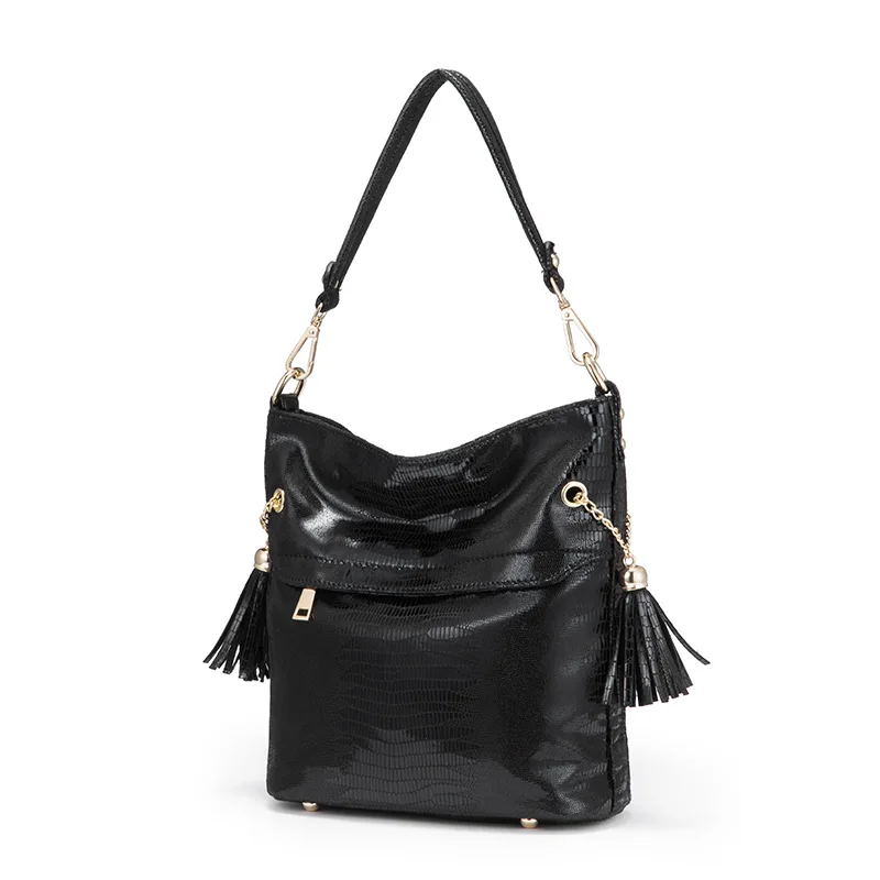 REALER/Брендовая женская сумка на плечо, женская сумка в форме ведра, Маленькая женская сумка через плечо,, ручная сумка с кисточками - Цвет: Черный