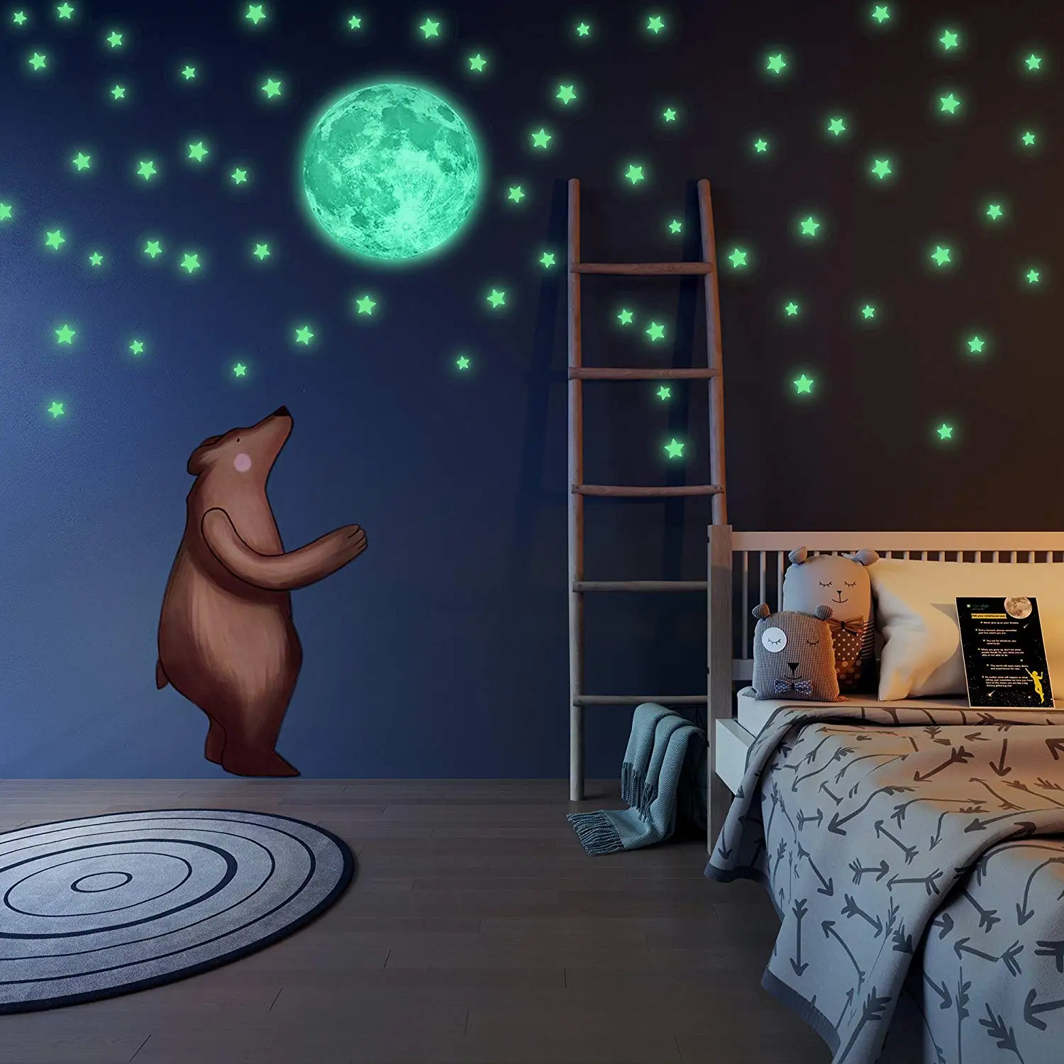 Луна светит в комнату. Ночник на стену. Детская комната с ночником. Детский ночник на стену. Звезды для детской комнаты светящиеся.