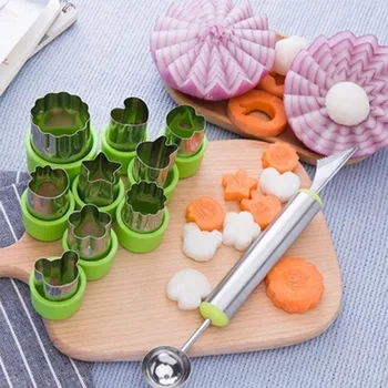 

BRIDAY 1/2Pcs Flower Shape Rice Vegetable Fruit Cucumber Carrot Cutter Mold Slicer Cake Cookies Cutting Shape Cake Baking Tools