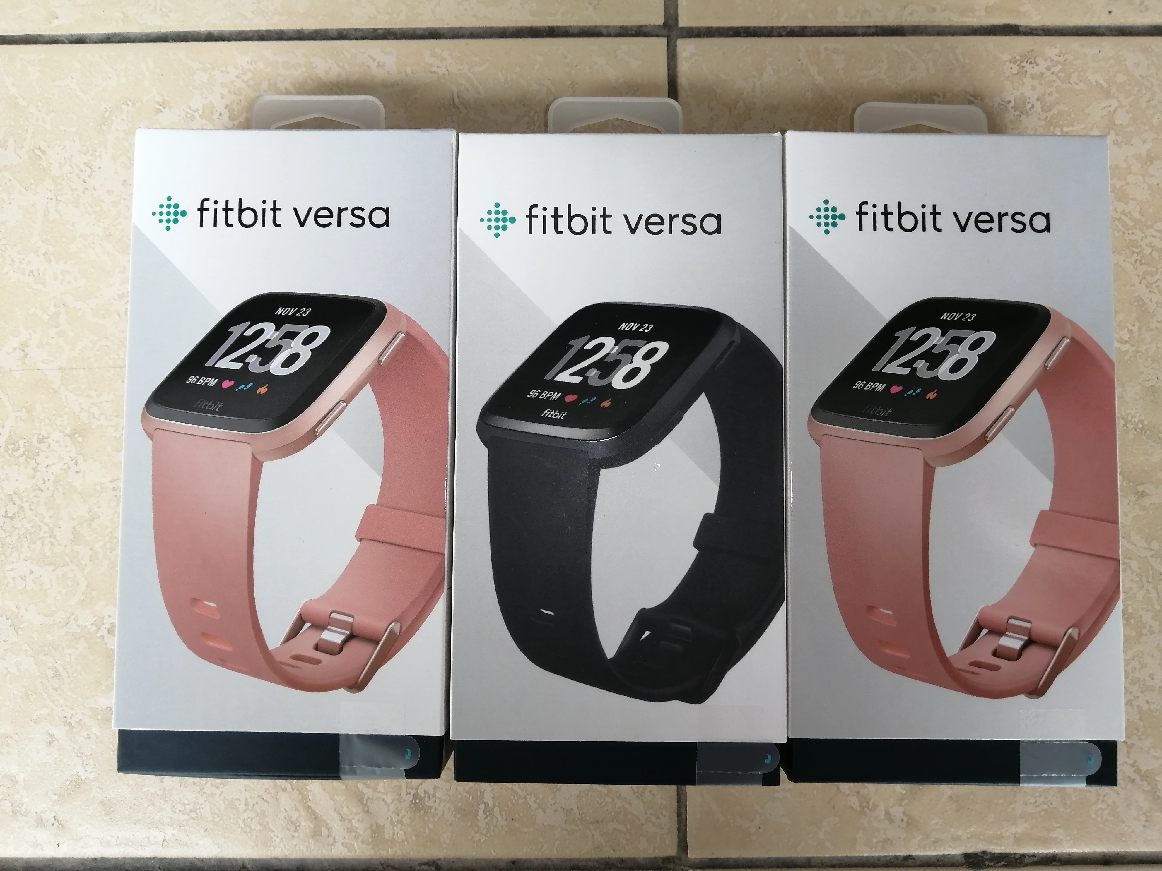 Fitbit Versa (GPS Bluetooth) Smart Watch with