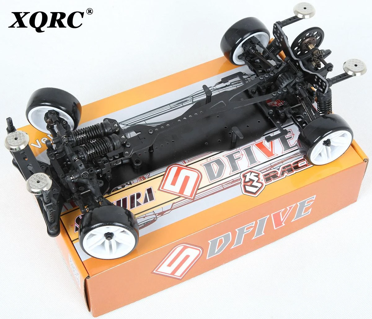 3 racing sakura DFIVE 5 シャーシ きれいです 2駆動作品 ドリフト MR