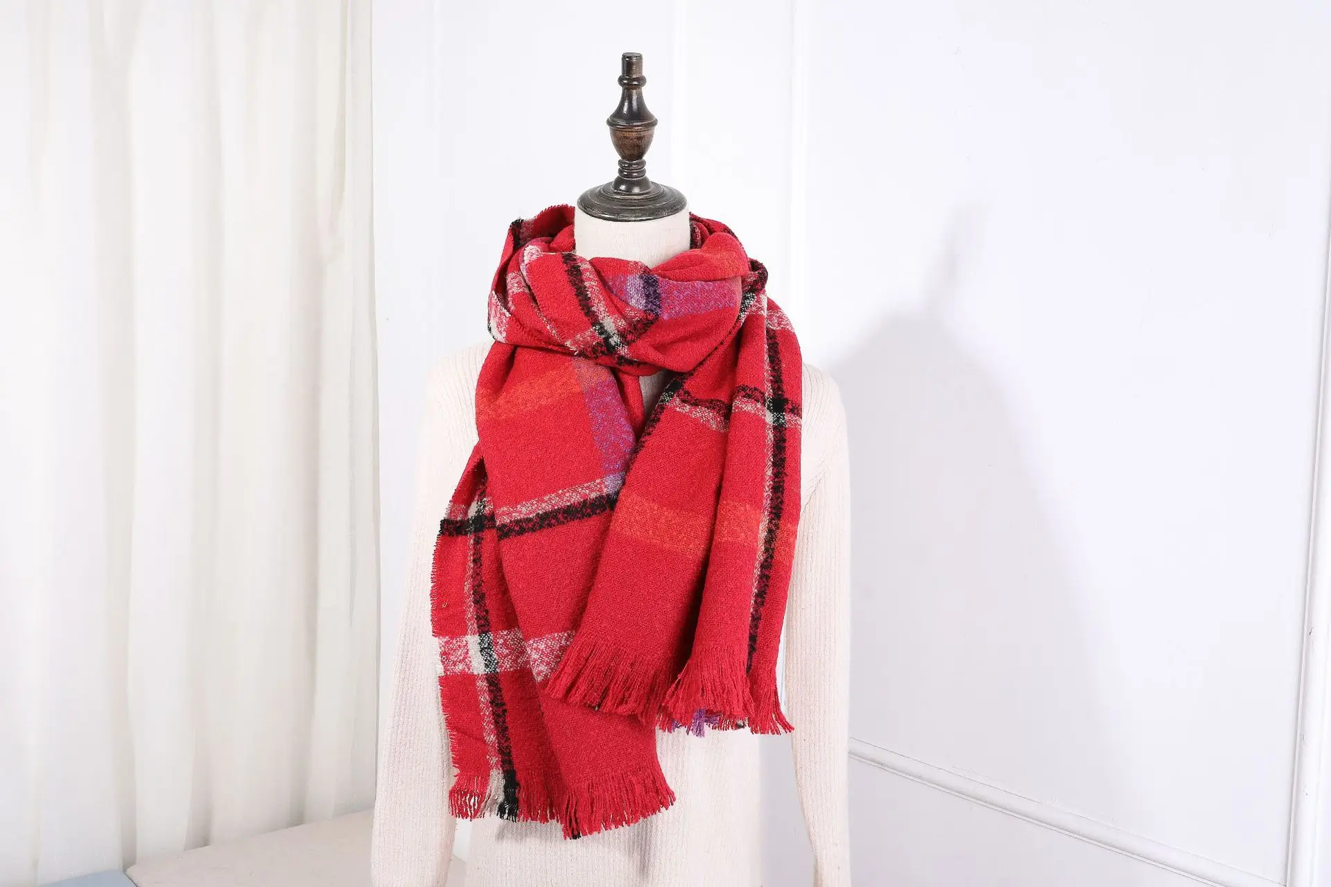 Europe And America New Style England Simple Autumn And Winter Women's Acrylic Loop Yarn Faux Cashmere Plaid Red Scarf