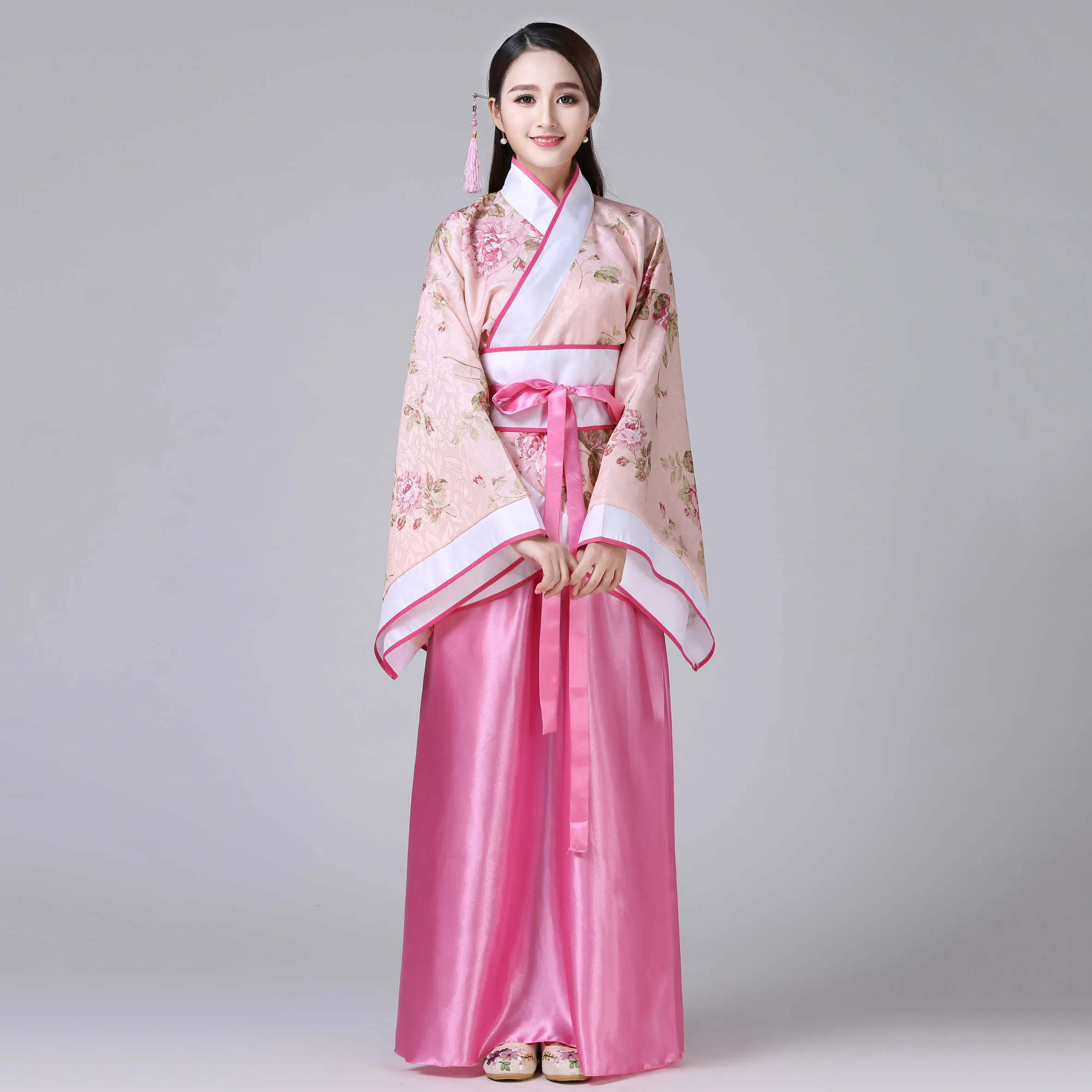 Hanfu. Ханьфу династии Тан. Китайское Ханьфу. Китайское одеяние Ханьфу. Китайская традиционная одежда женская Ханьфу.