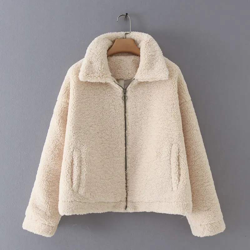 

Chou, 95-19161 European and American fashion fleece short coat
