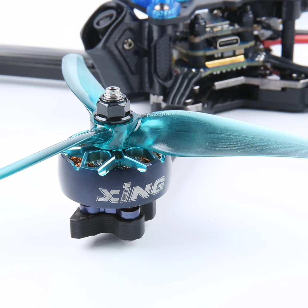 iFlight Mach R5 Analog 215mm 5inch 6S BNF with RaceCam R1 Micro Camera/ Beast F7 55A AIO board / XING2 2506 1850KV motor for FPV 4