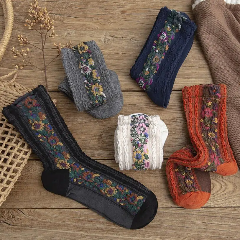 1 pair of autumn and winter new linen pattern cotton women's socks retro small floral jacquard fashion tube for ladies | Женская