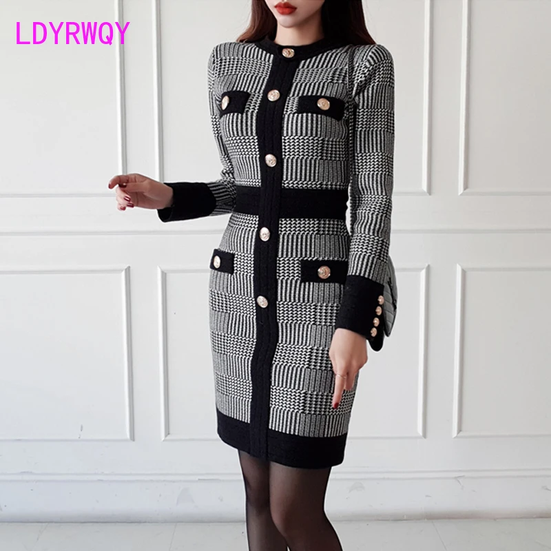 

2019 winter new Korean temperament slim knit jacquard houndstooth bottoming dress female Knee-Length Button Full