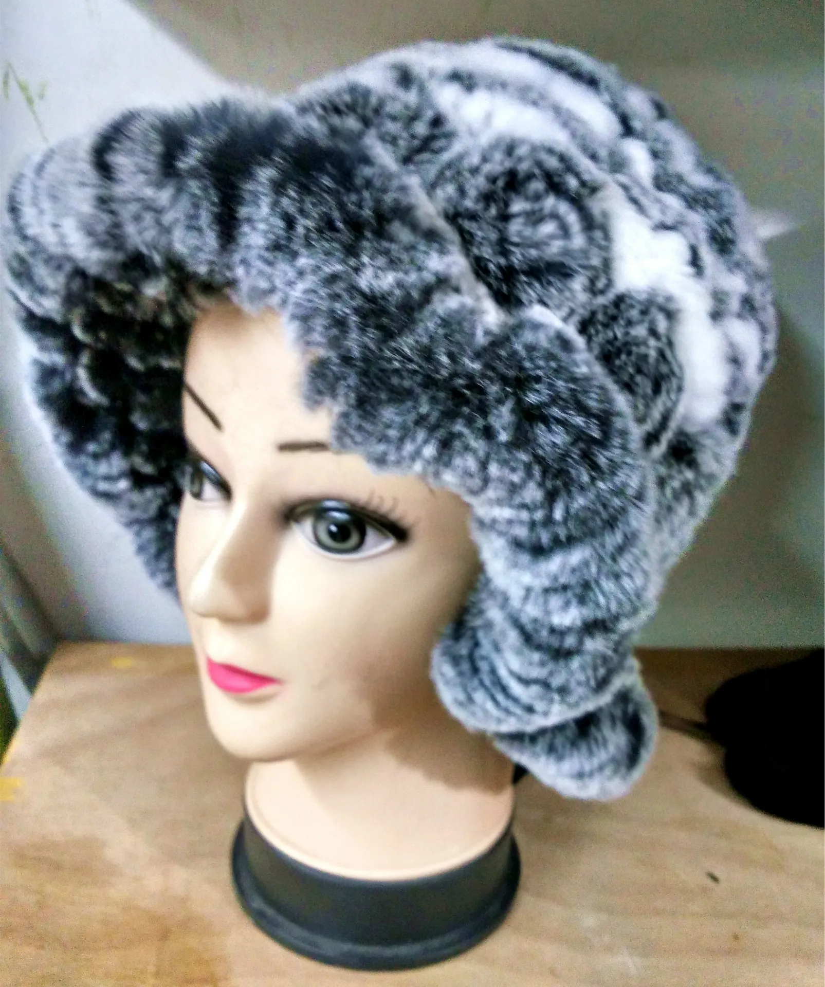 H7534 Female Thermal Hat Autumn Winter Rex Rabbit Fur Warm Cap Women High Quality Outdoor Fashion Casual Hats