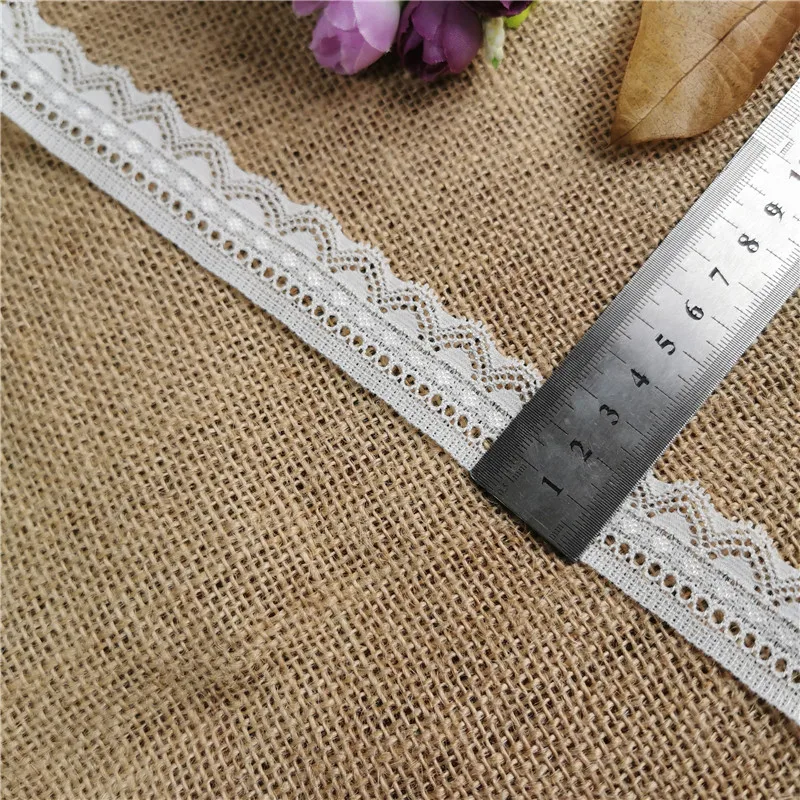 Белая эластичная кружевная ткань используется для шитья одежды Свадебные украшения 2,8 см эластичная кружевная Рождественская лента S1728