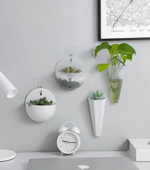 

2020 New Creative Wall Mounted Acrylic Vase Wall Hanging Planter Plant Flower Pot Holder