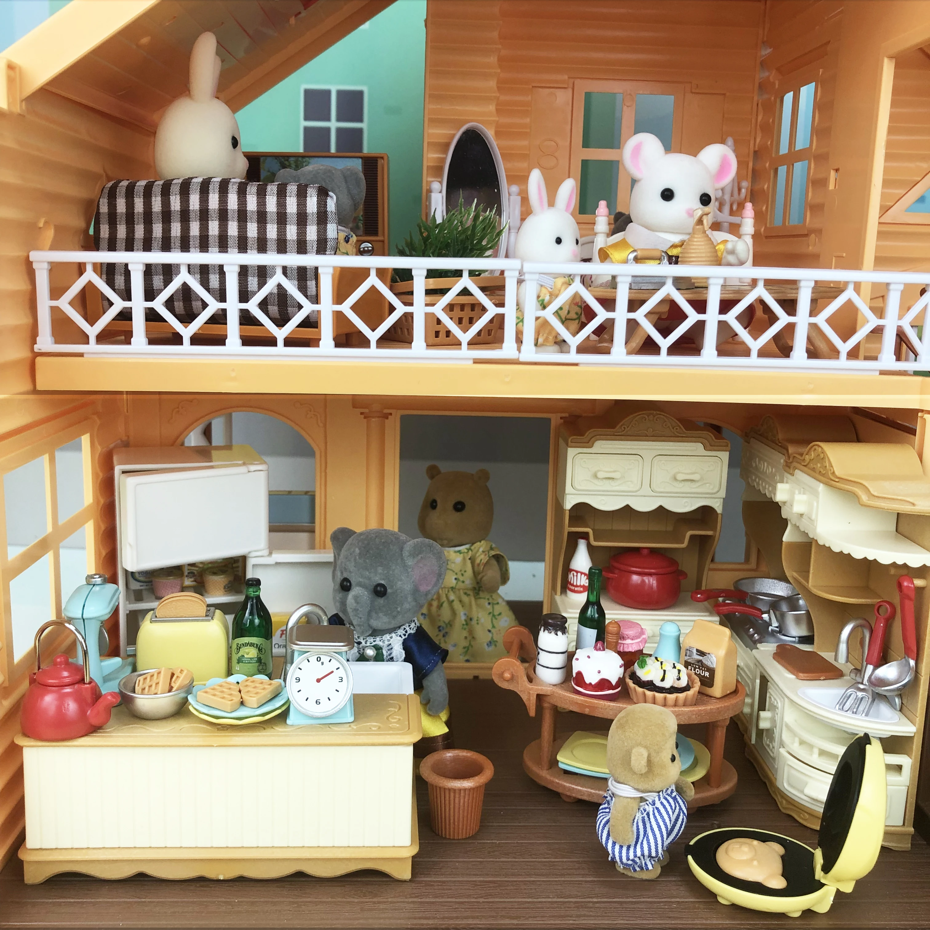 Forest Family Villa Red Roof  1/12 Simulation DollHouse Miniature DIY Girl Play House Toy DollHouse Furniture For Dolls Gift set 3