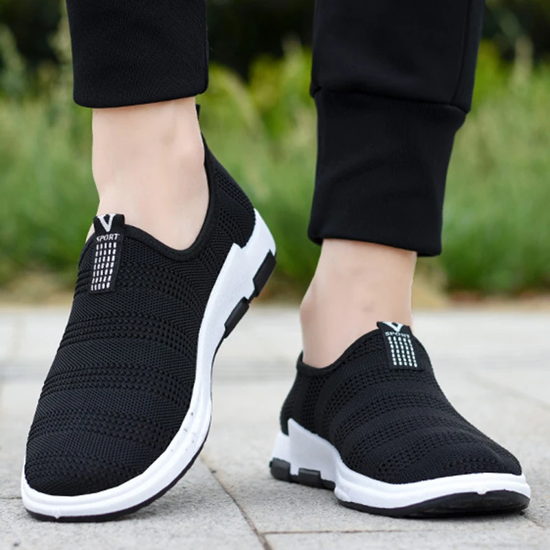 Men Running Shoes 2021 Autumn Luxury Brand Sneakers Men Outdoor High Top Gym Shoes Male Walking Jogging Trainers